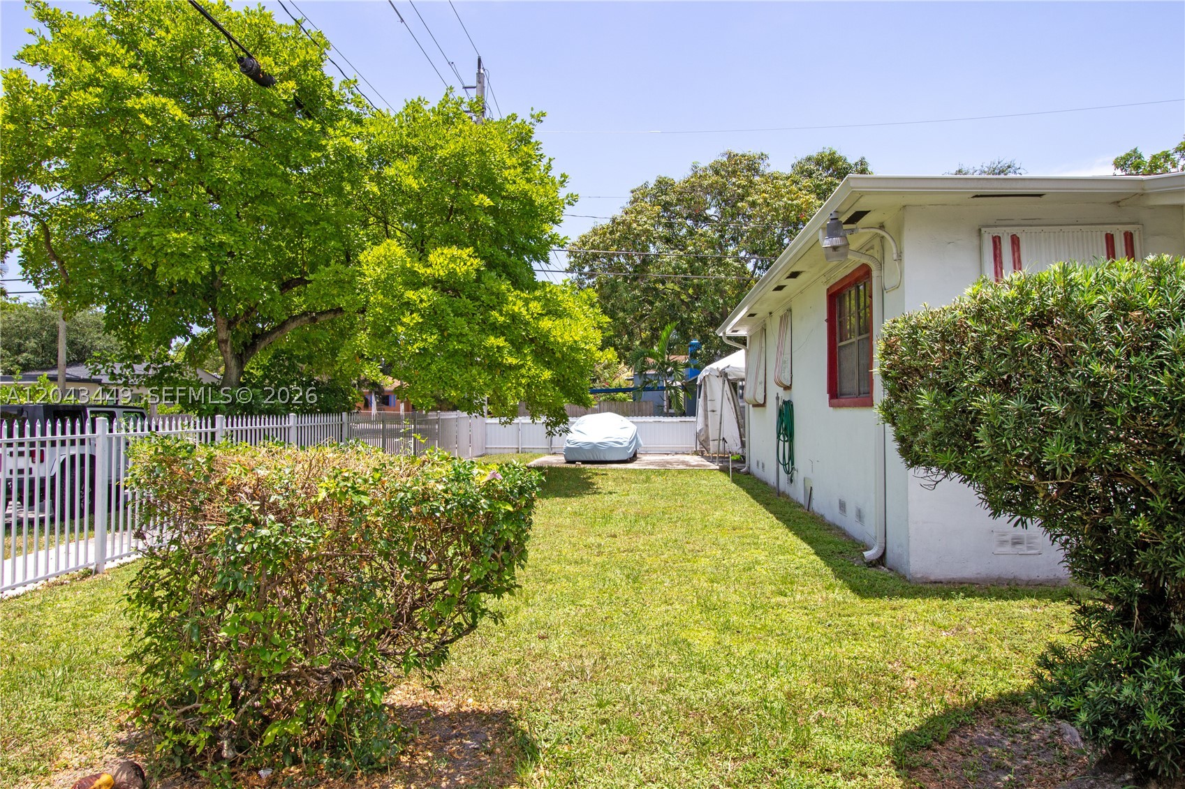 CRESTWOOD - Residential