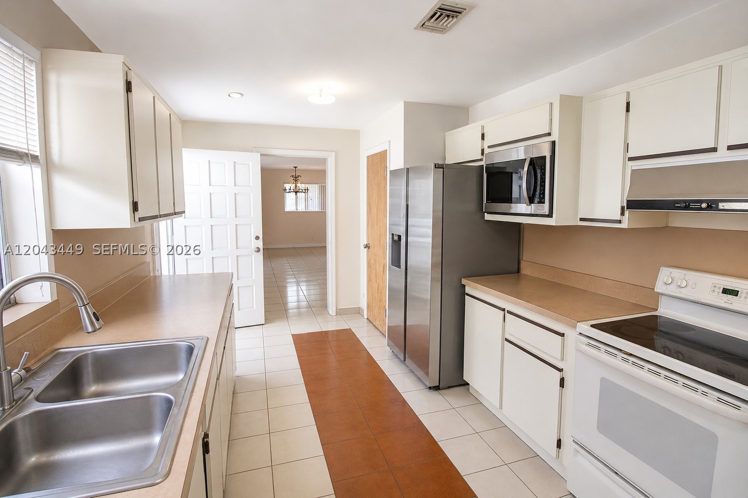 CRESTWOOD - Residential