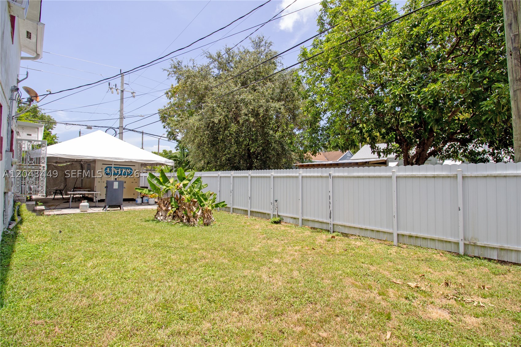 CRESTWOOD - Residential