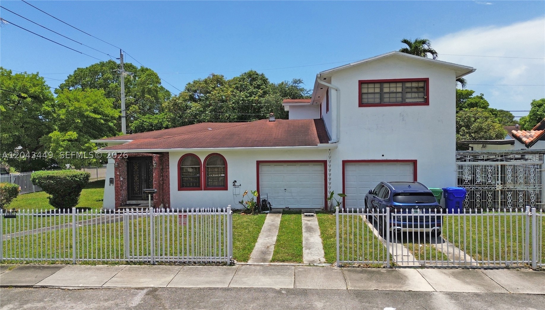 CRESTWOOD - Residential