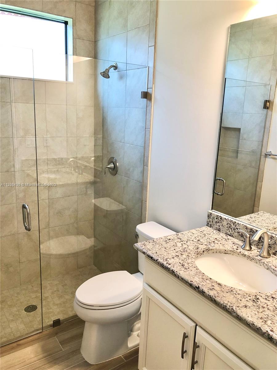 PARKLAND ROYALE - Residential Lease