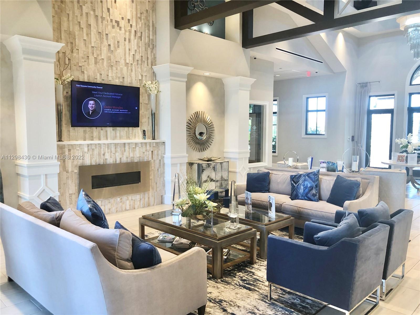 PARKLAND ROYALE - Residential Lease