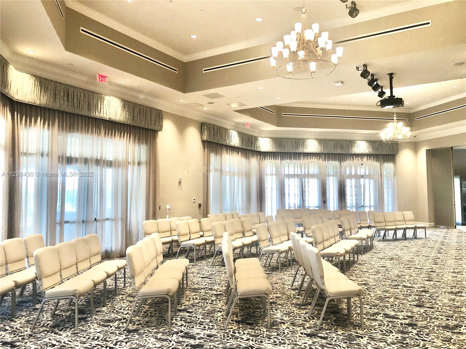 PARKLAND ROYALE - Residential Lease