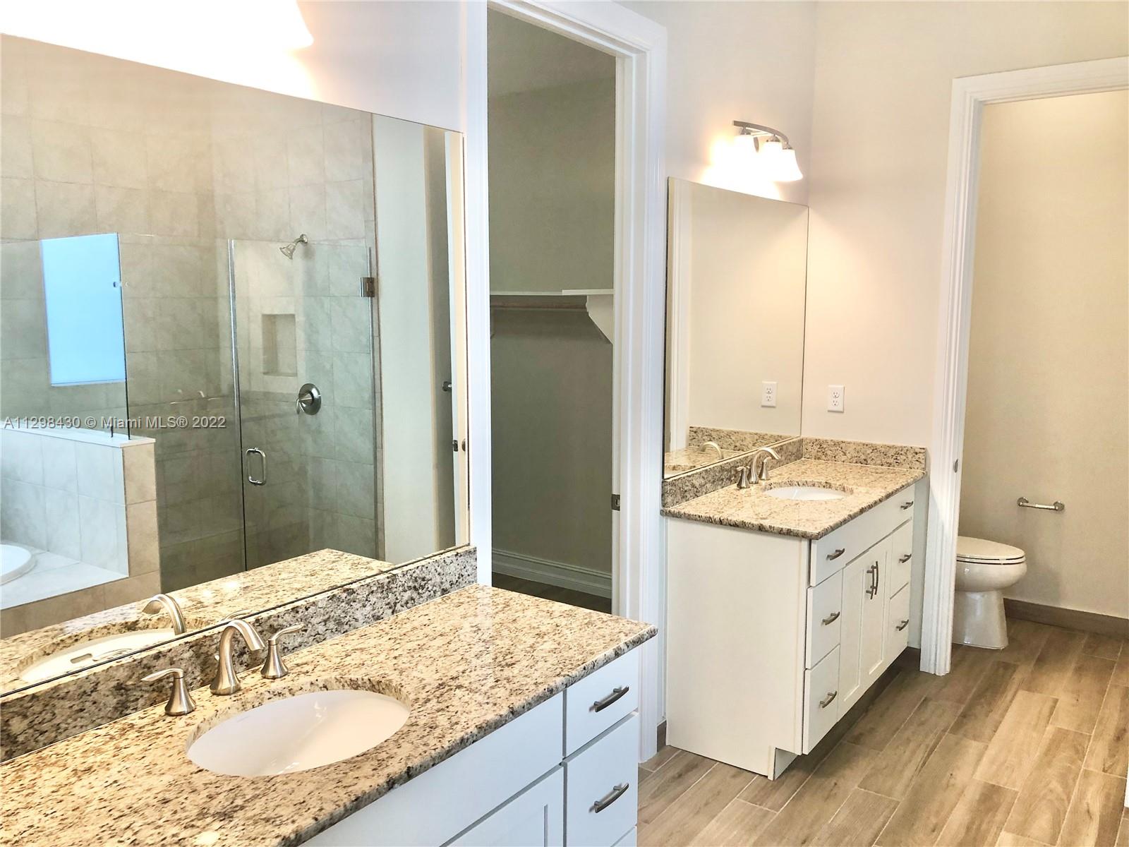 PARKLAND ROYALE - Residential Lease
