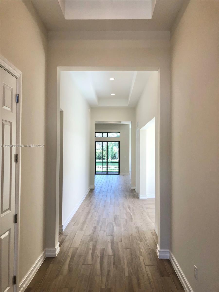 PARKLAND ROYALE - Residential Lease