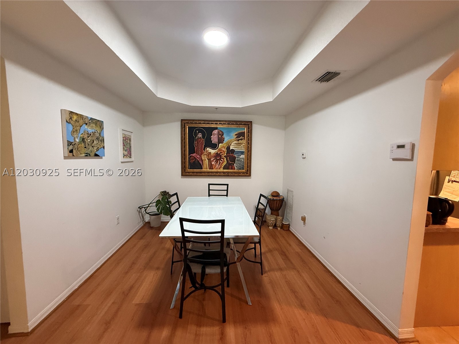 THE COURTS AT DORAL ISLES - Residential Lease