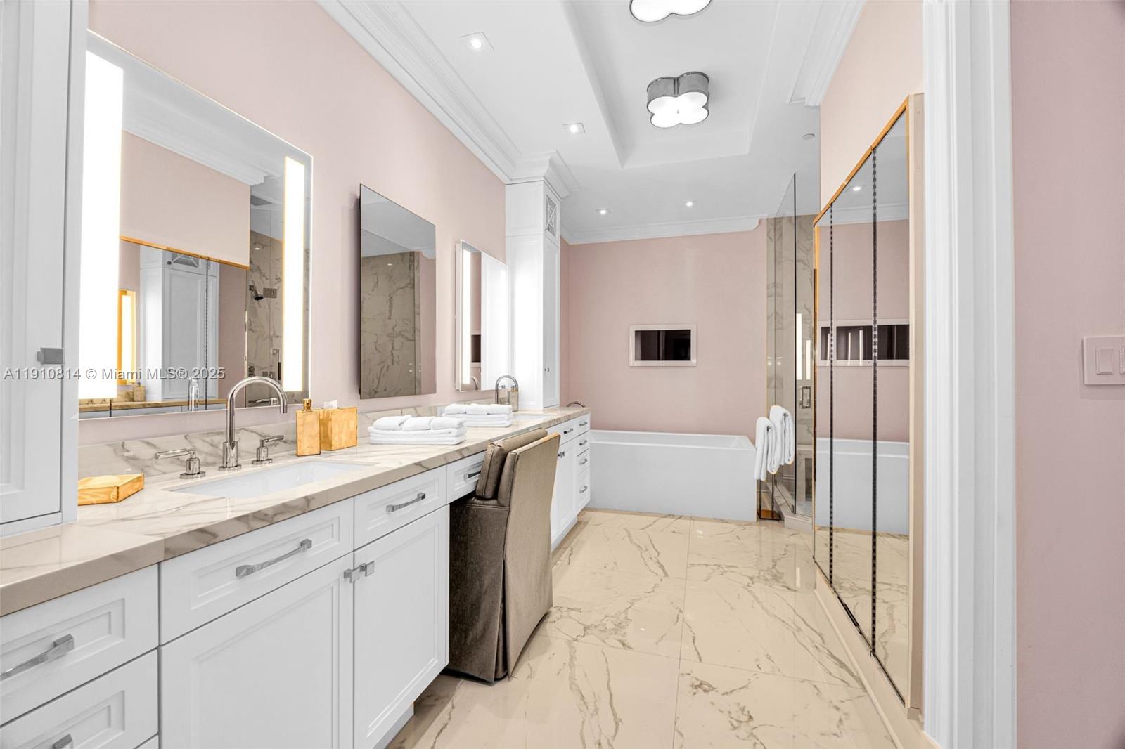 THE GABLES CONDO - Residential