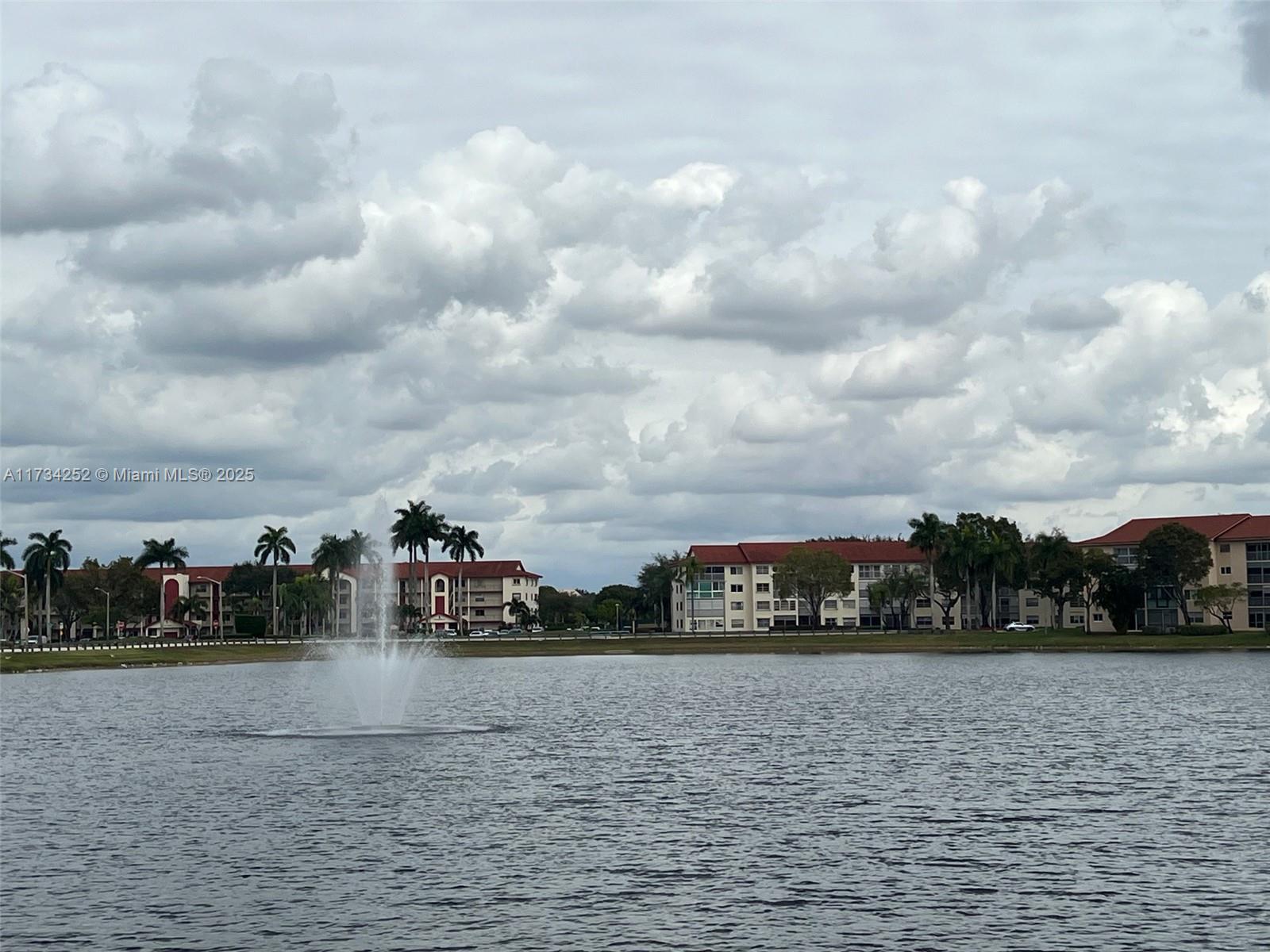 CAMBRIDGE AT CENTURY VILL - Residential