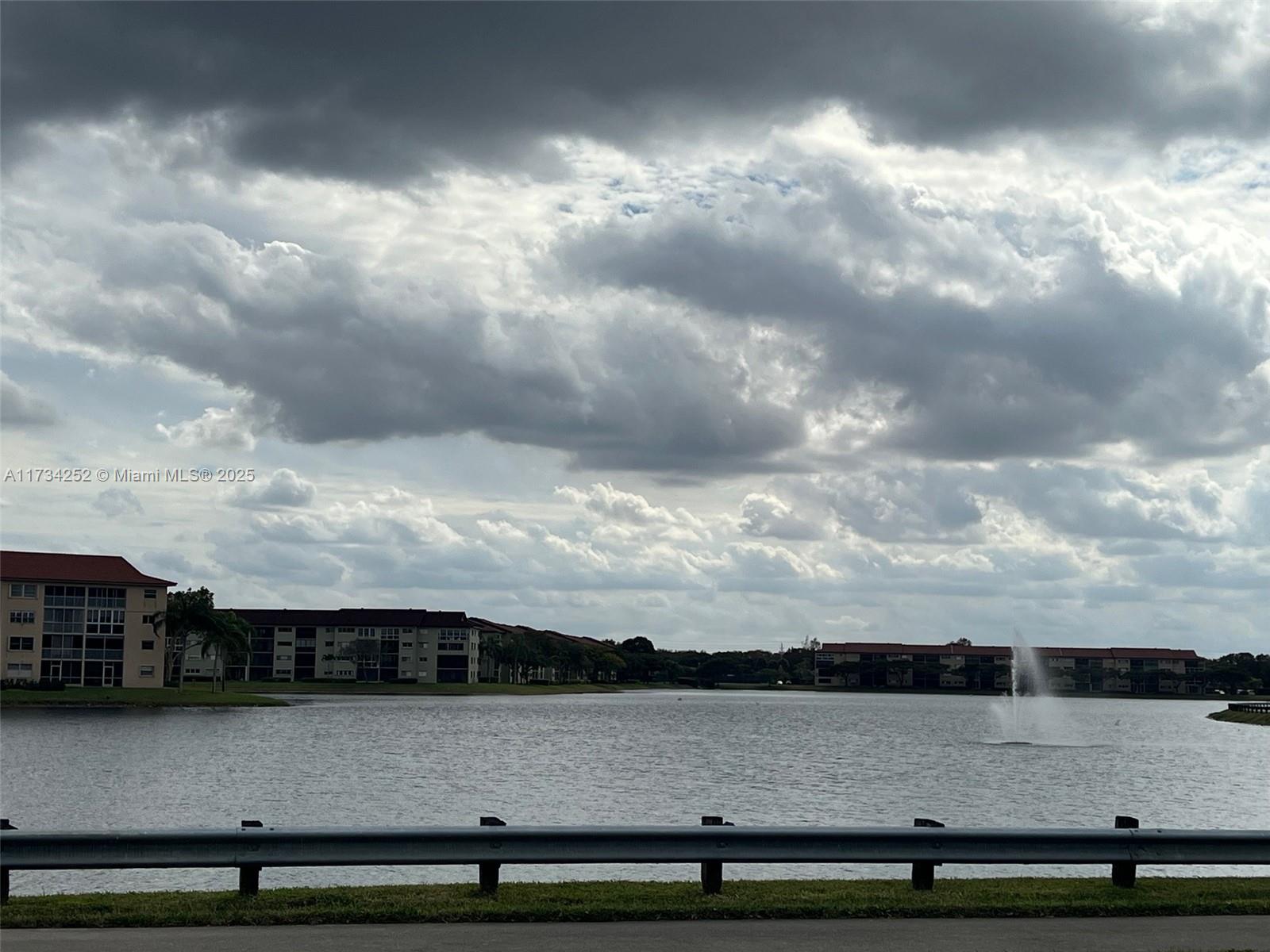 CAMBRIDGE AT CENTURY VILL - Residential