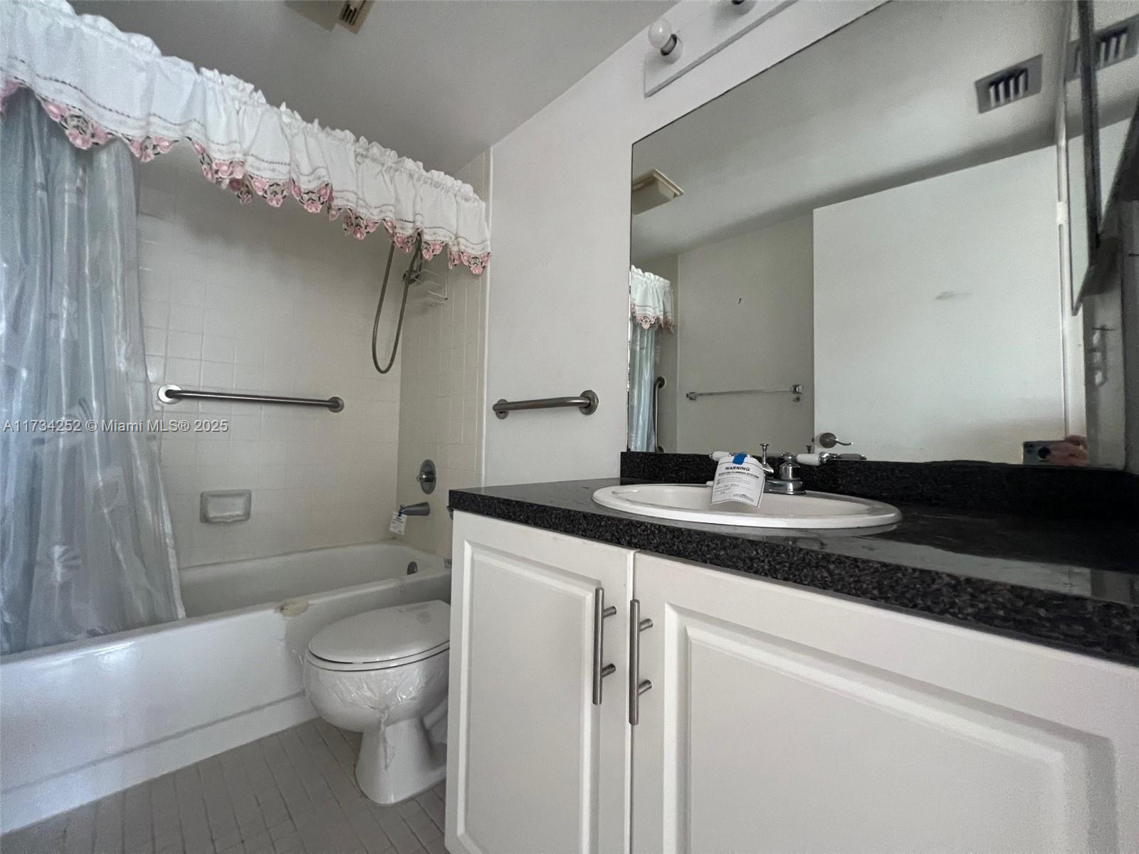 CAMBRIDGE AT CENTURY VILL - Residential