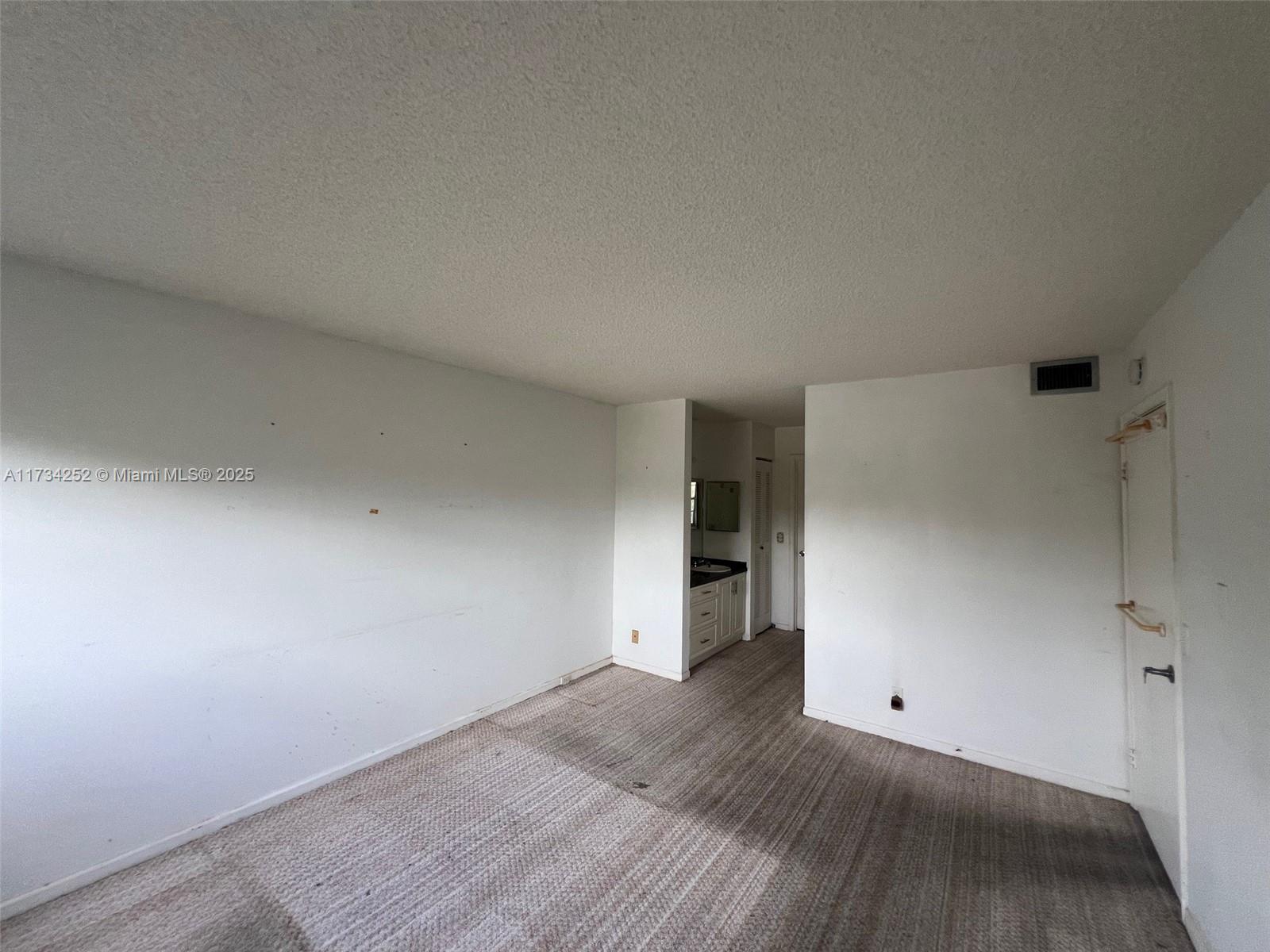 CAMBRIDGE AT CENTURY VILL - Residential