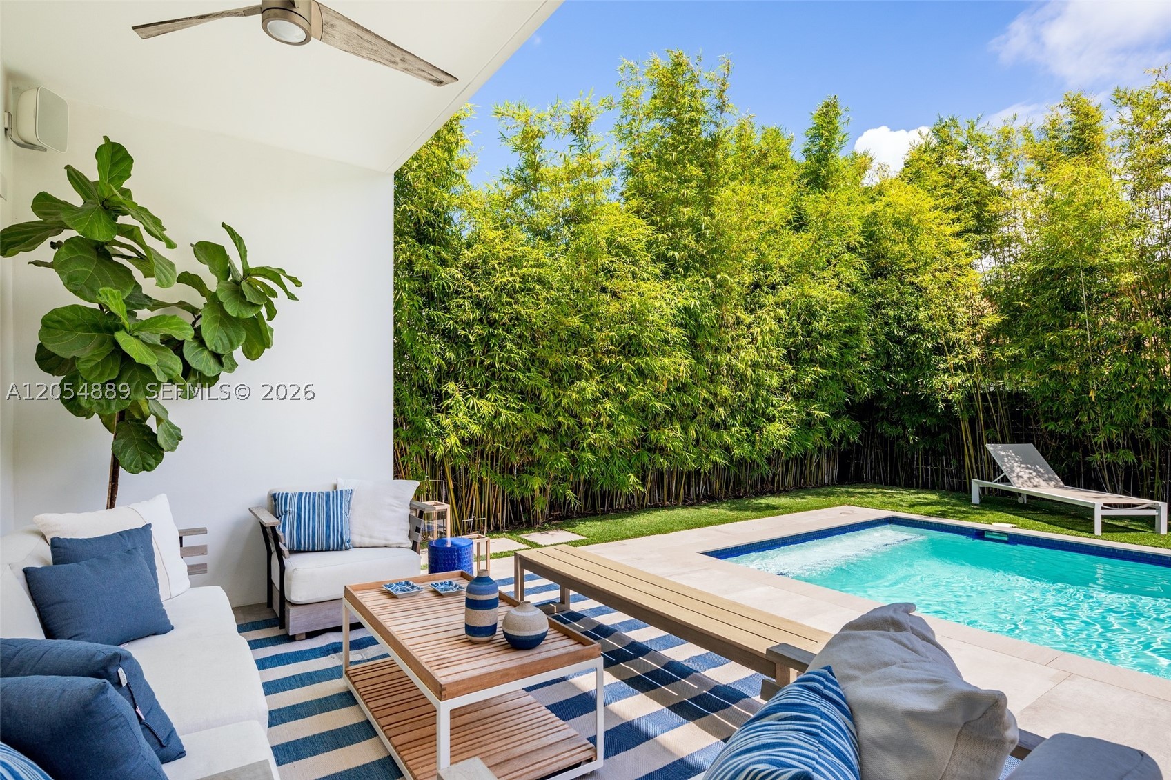 8600 EAST DIXIE - Residential Lease