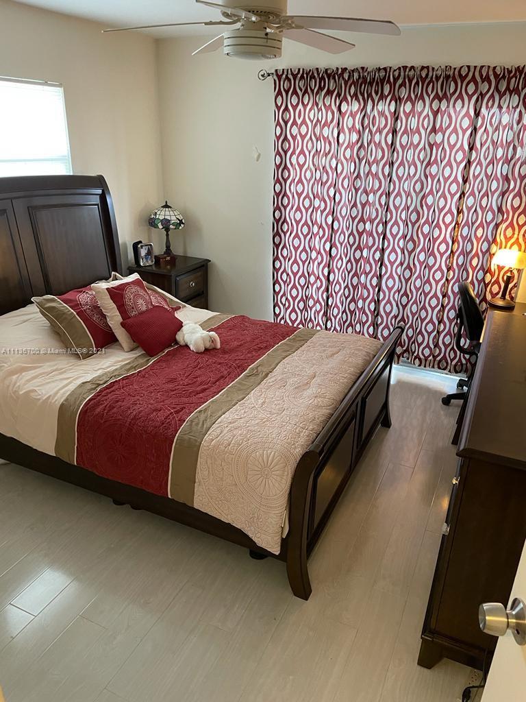 KINGS POINT MONACO CONDOS - Residential