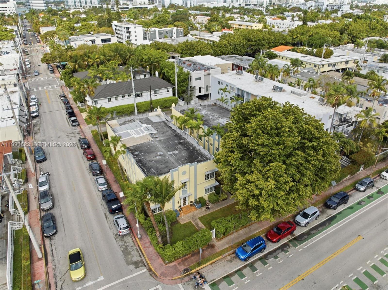 EUCLID 600 CONDO - Residential