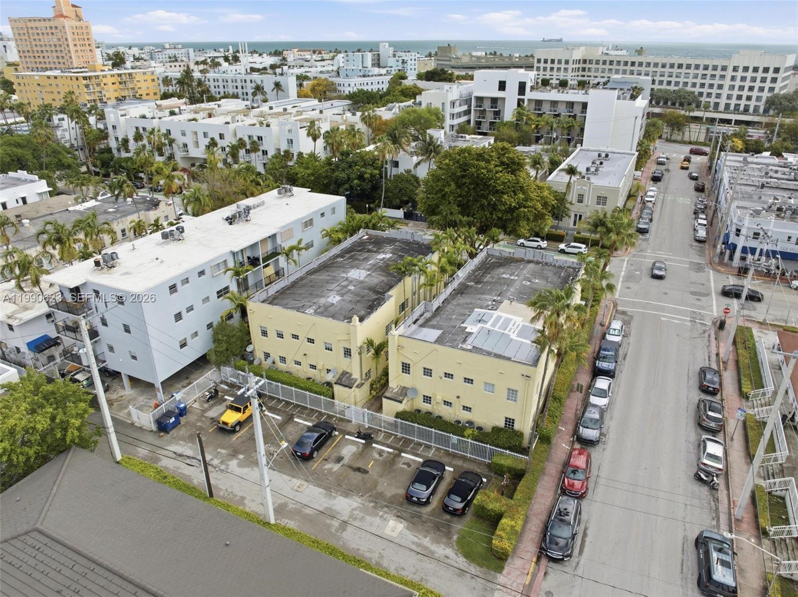 EUCLID 600 CONDO - Residential