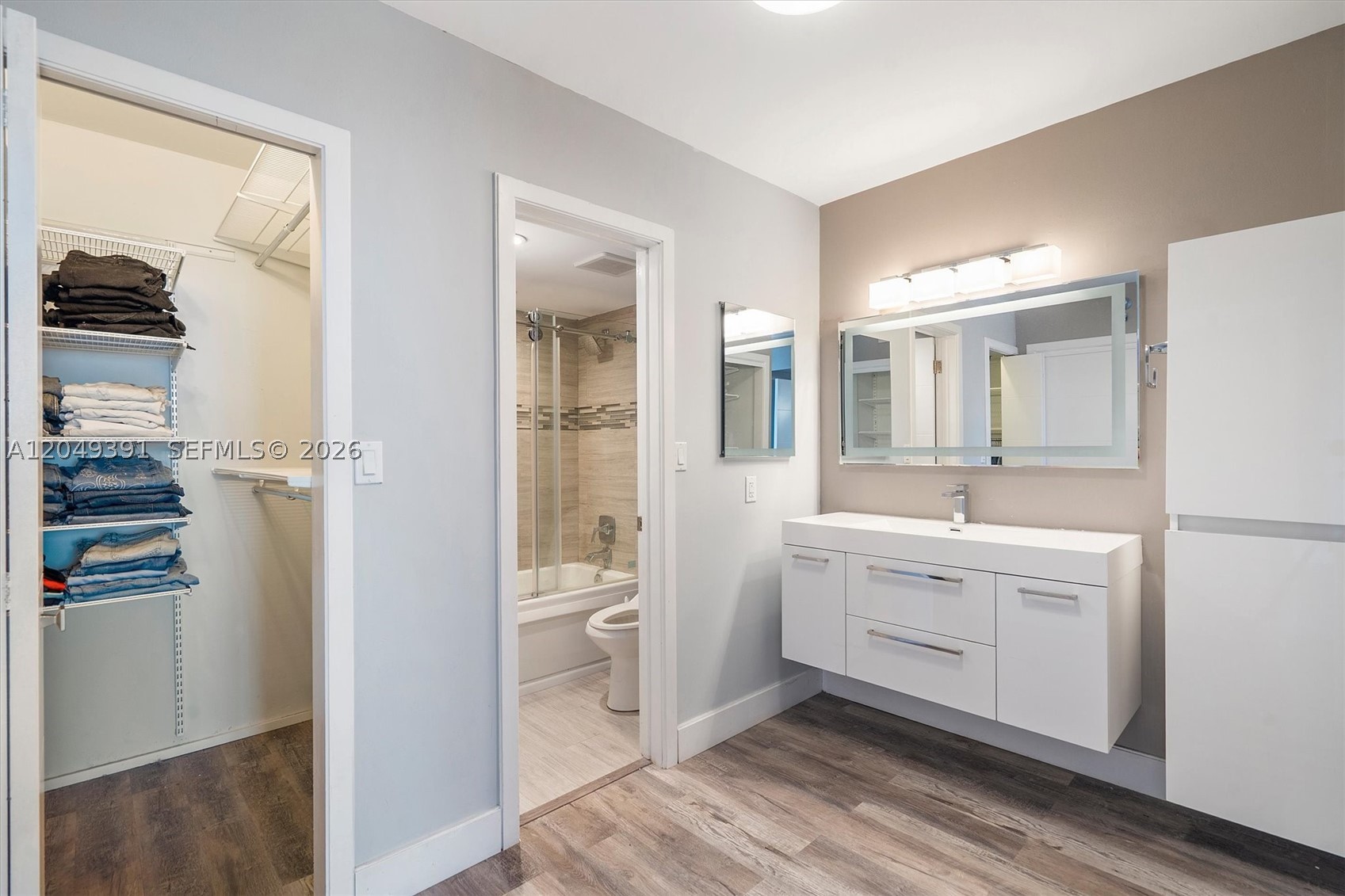 WATERVIEW CONDO - Residential