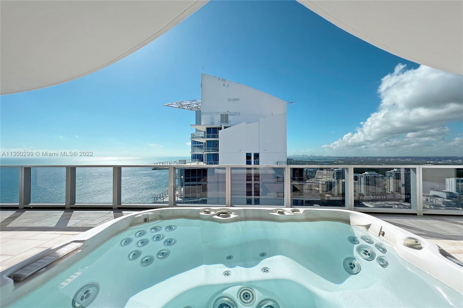 JADE OCEAN CONDO - Residential