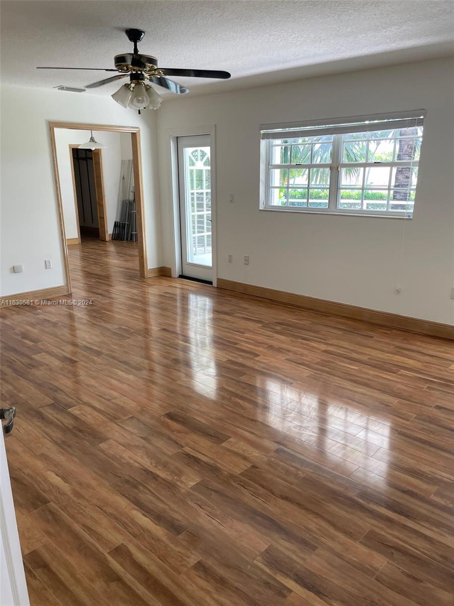 BE-CAR SOUTH - Residential Lease