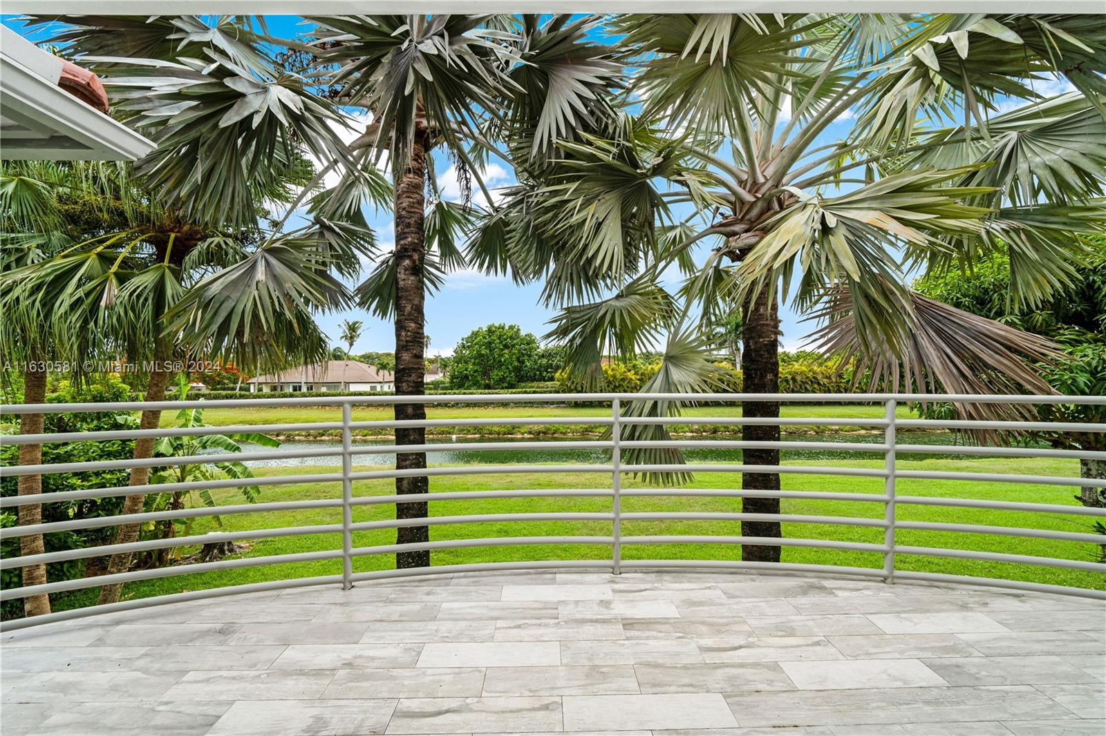 BE-CAR SOUTH - Residential Lease
