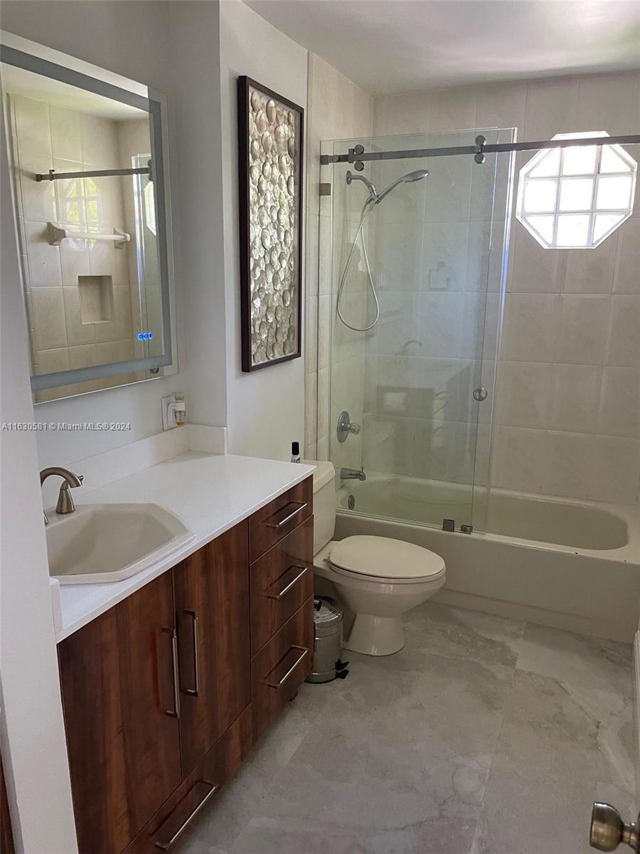 BE-CAR SOUTH - Residential Lease