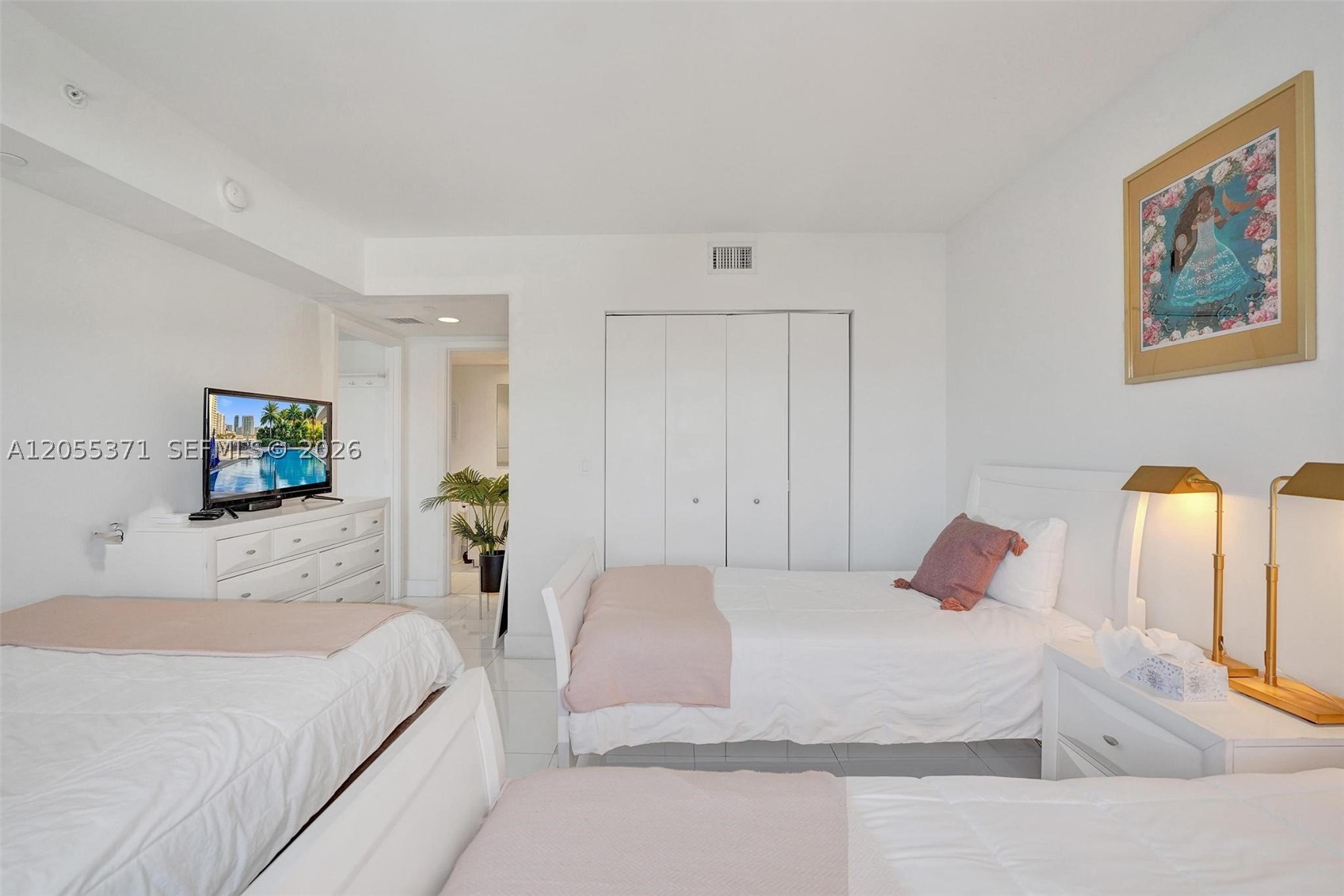 BEACHWALK CONDOMINIUM - Residential