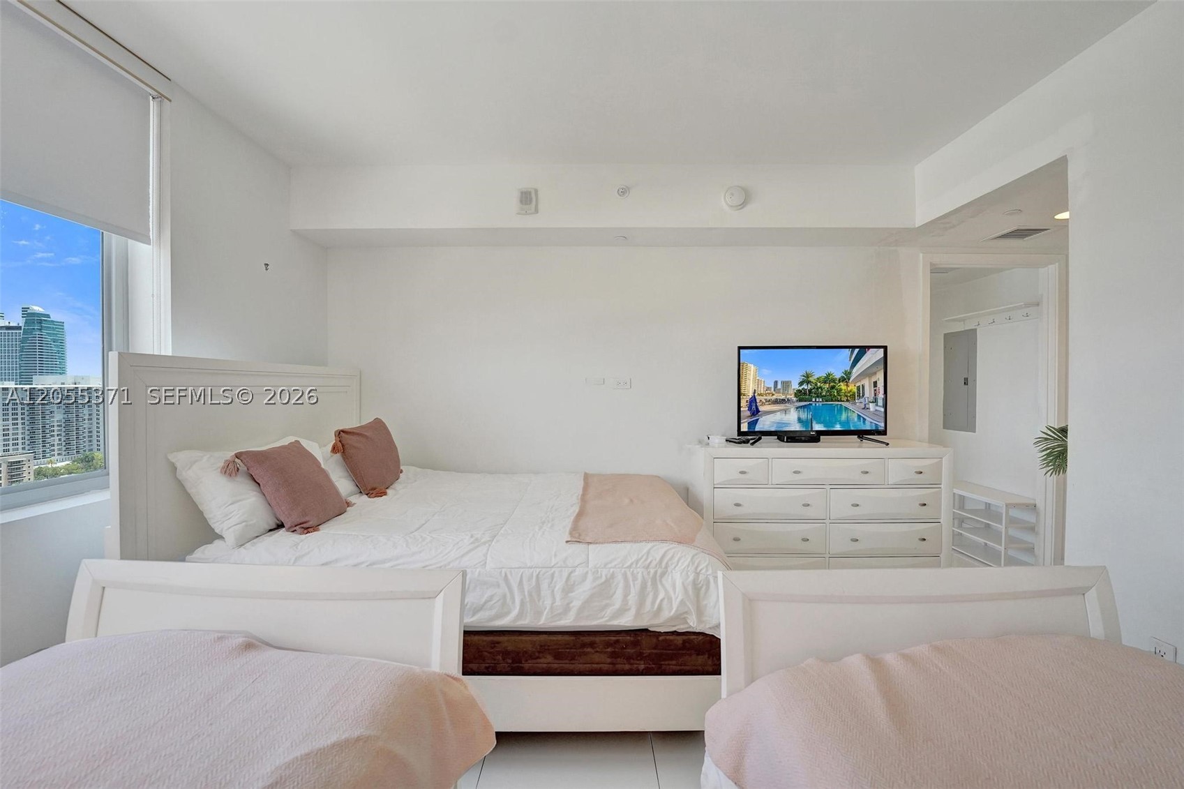 BEACHWALK CONDOMINIUM - Residential