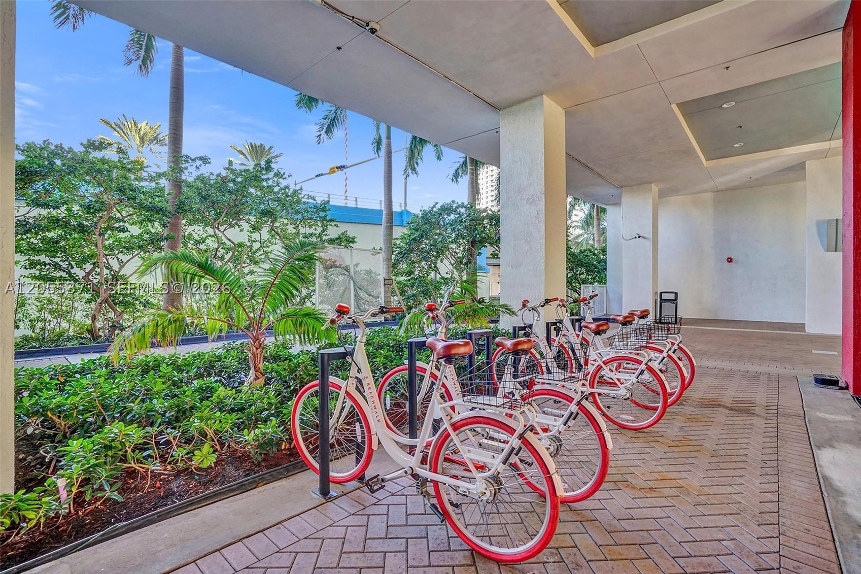 BEACHWALK CONDOMINIUM - Residential