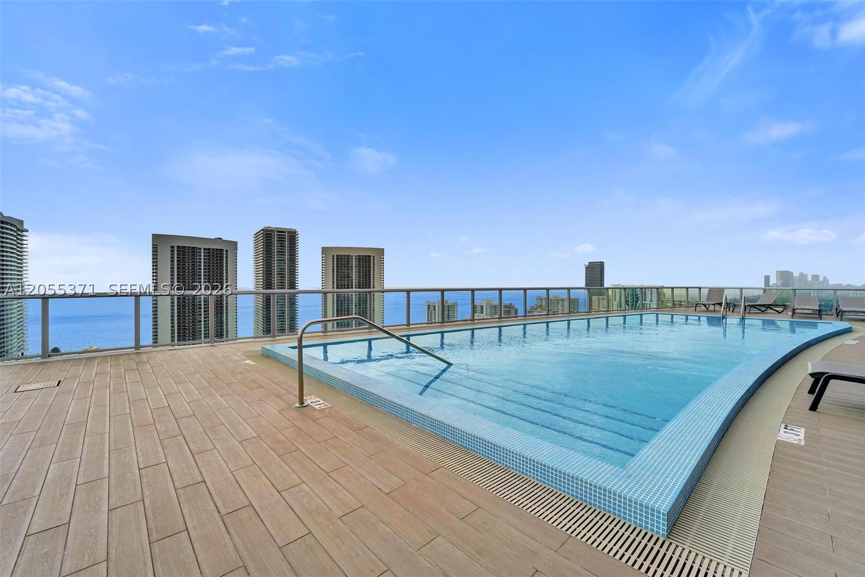 BEACHWALK CONDOMINIUM - Residential
