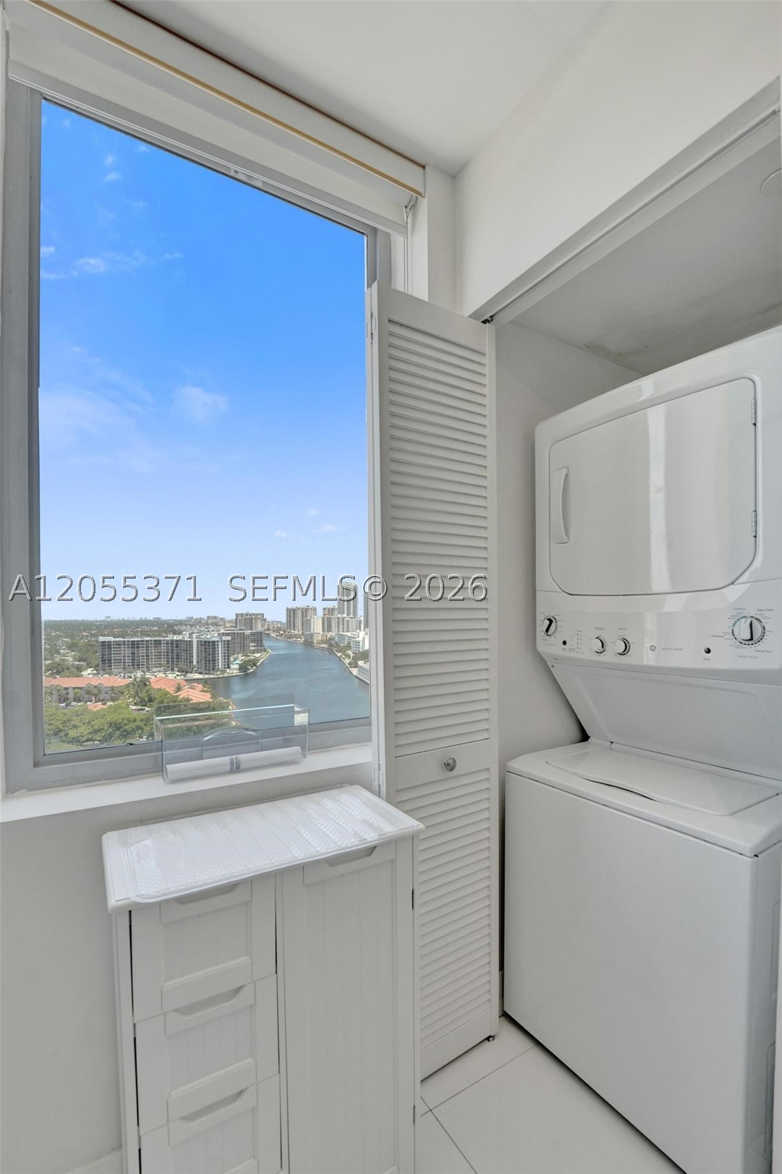 BEACHWALK CONDOMINIUM - Residential