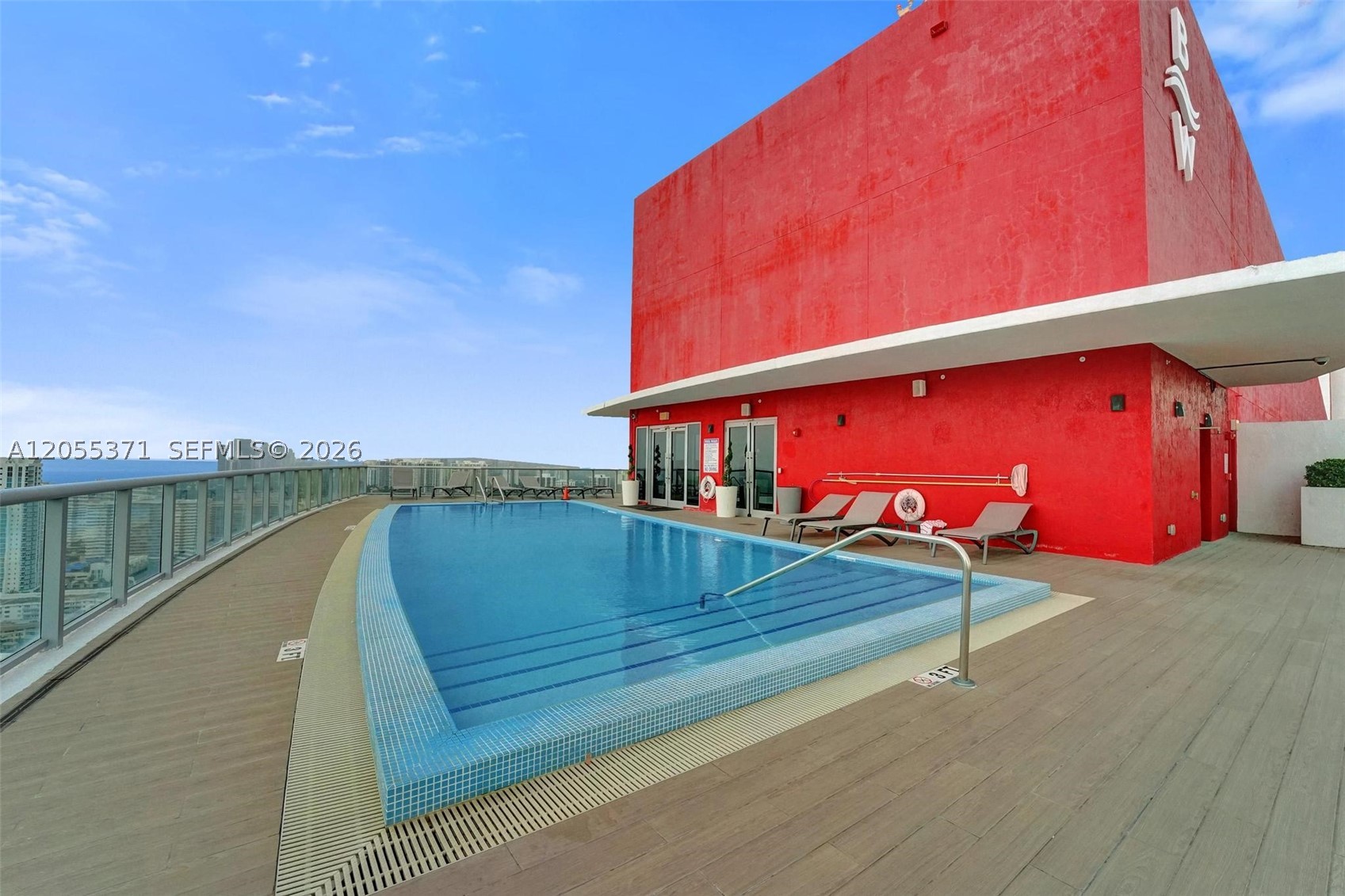 BEACHWALK CONDOMINIUM - Residential