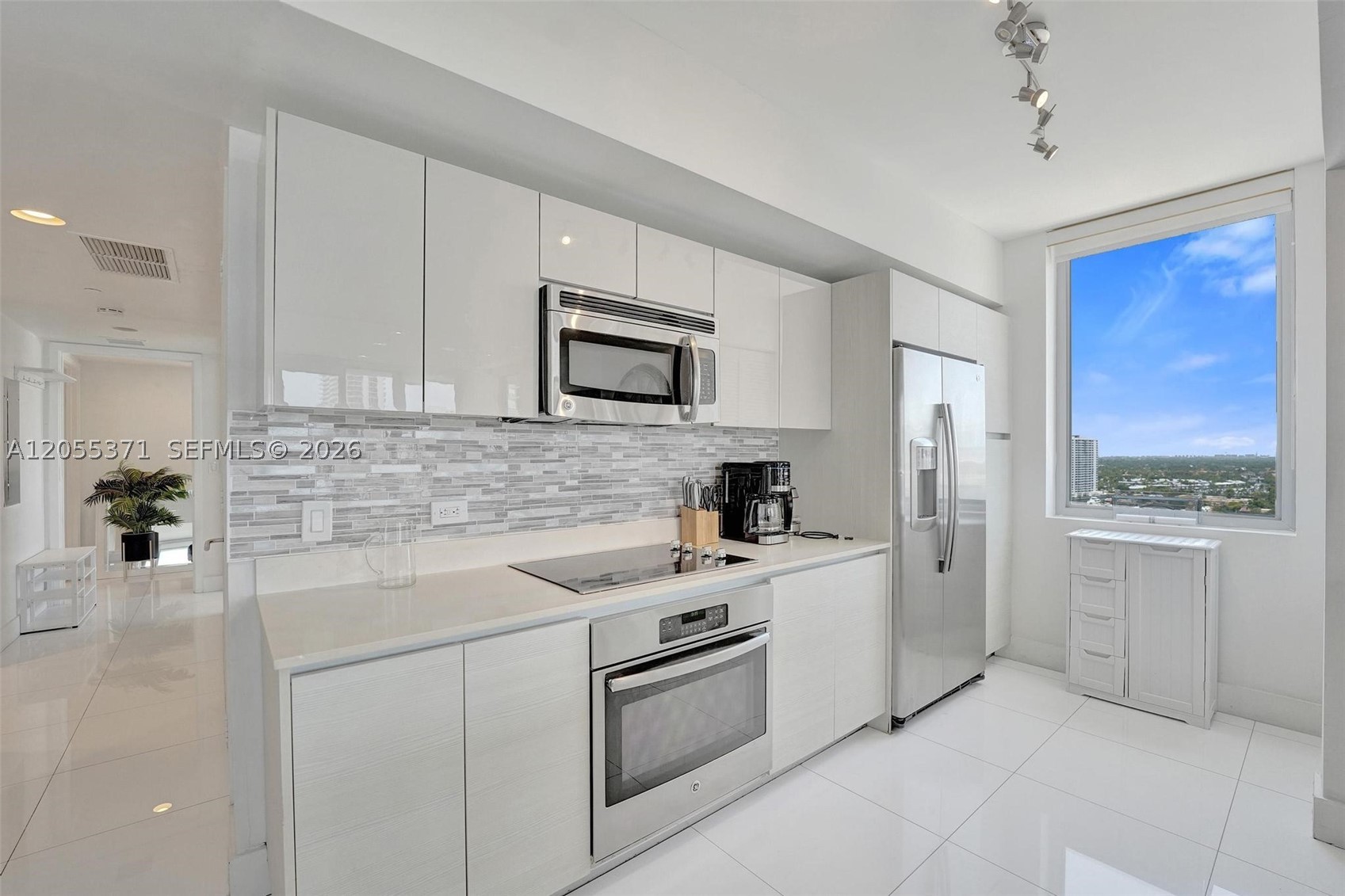 BEACHWALK CONDOMINIUM - Residential