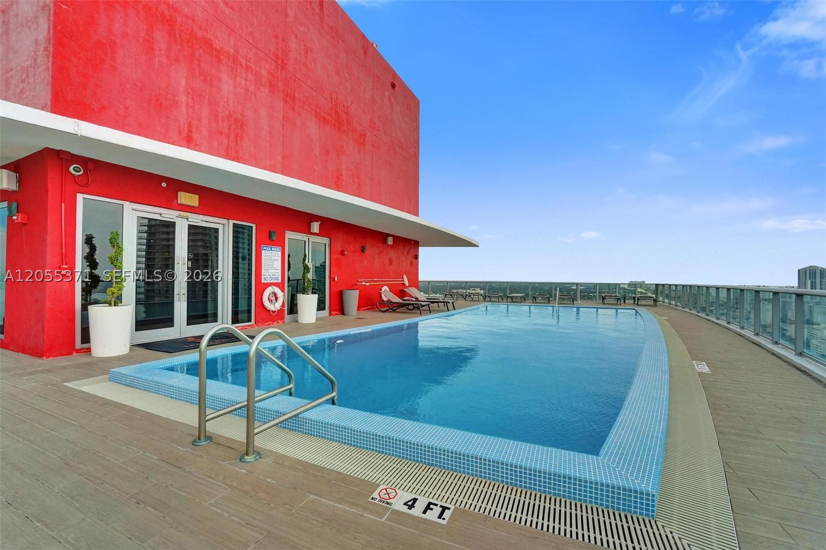 BEACHWALK CONDOMINIUM - Residential