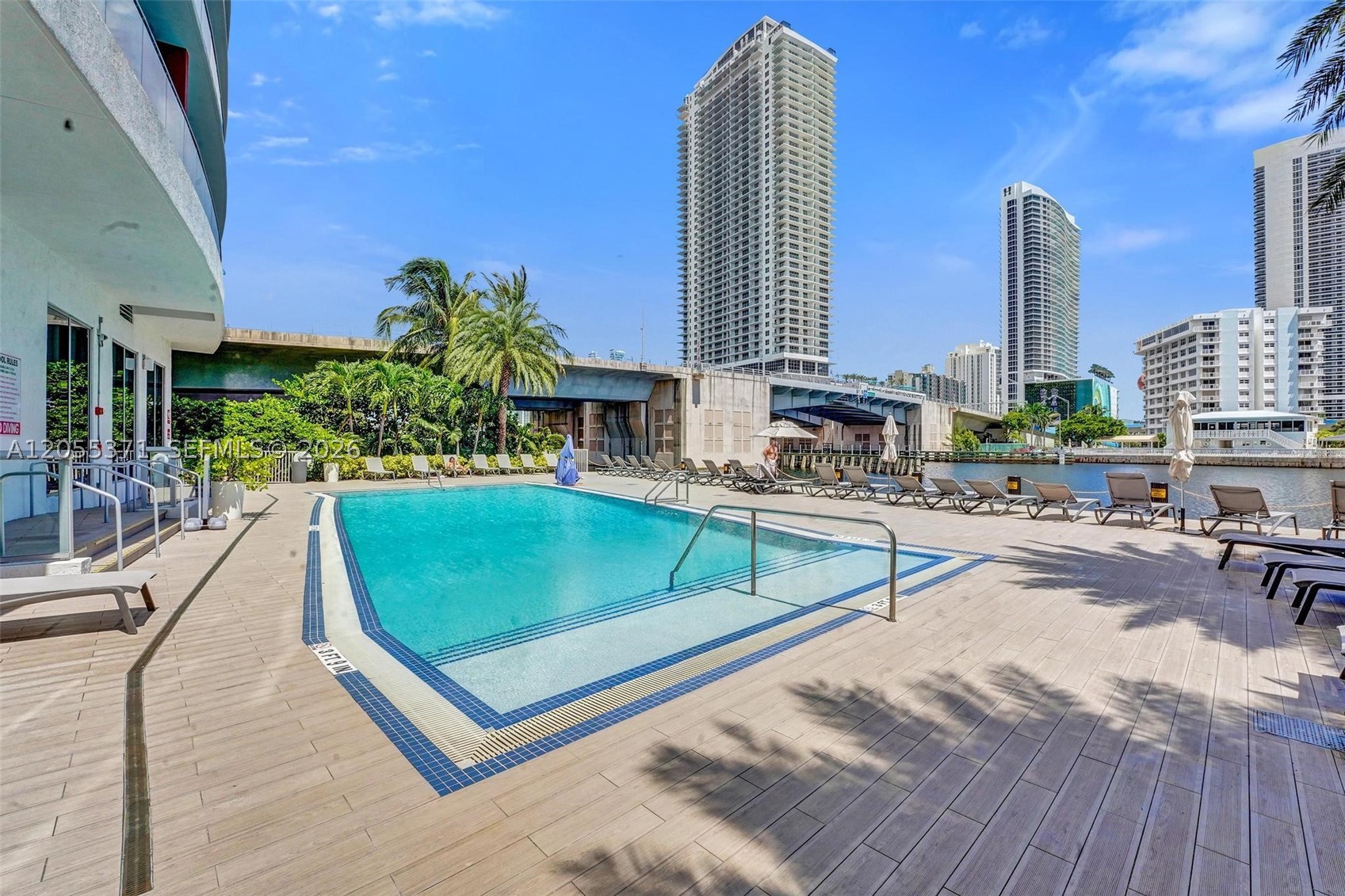 BEACHWALK CONDOMINIUM - Residential