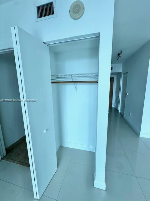 WIND CONDO - Residential Lease