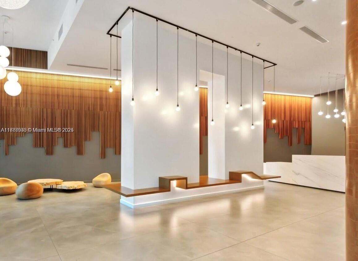 WIND CONDO - Residential Lease