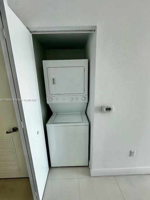WIND CONDO - Residential Lease