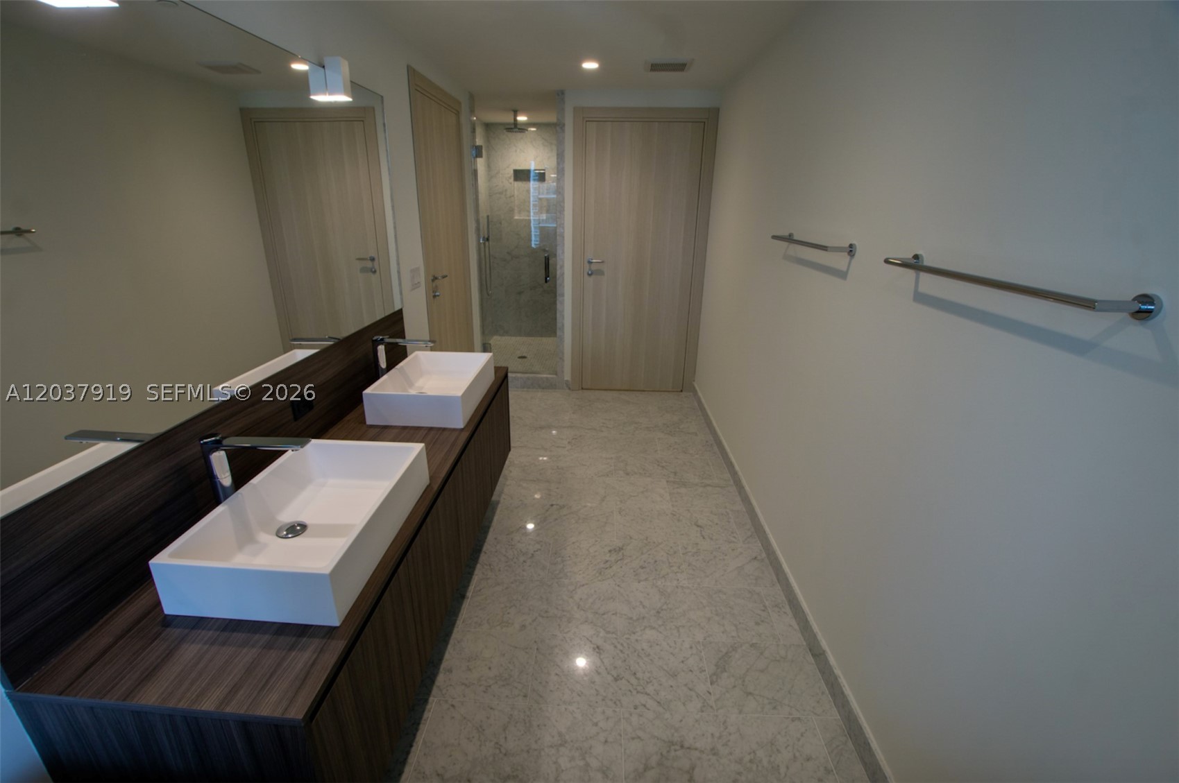 BRICKELL FLATIRON CONDO - Residential Lease