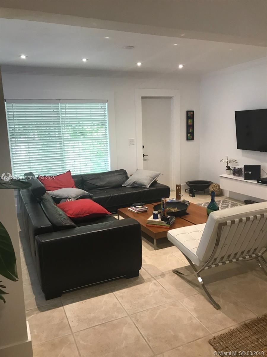 C GABLES RIVIERA SEC 12 - Residential Lease