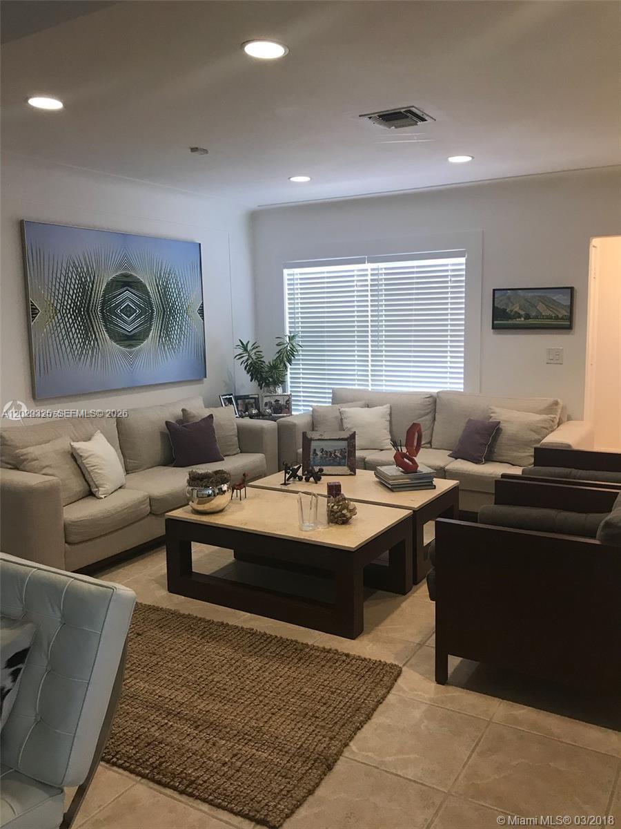 C GABLES RIVIERA SEC 12 - Residential Lease
