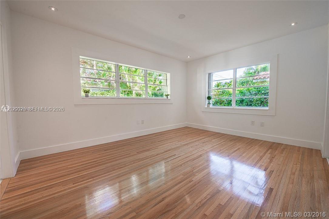 C GABLES RIVIERA SEC 12 - Residential Lease