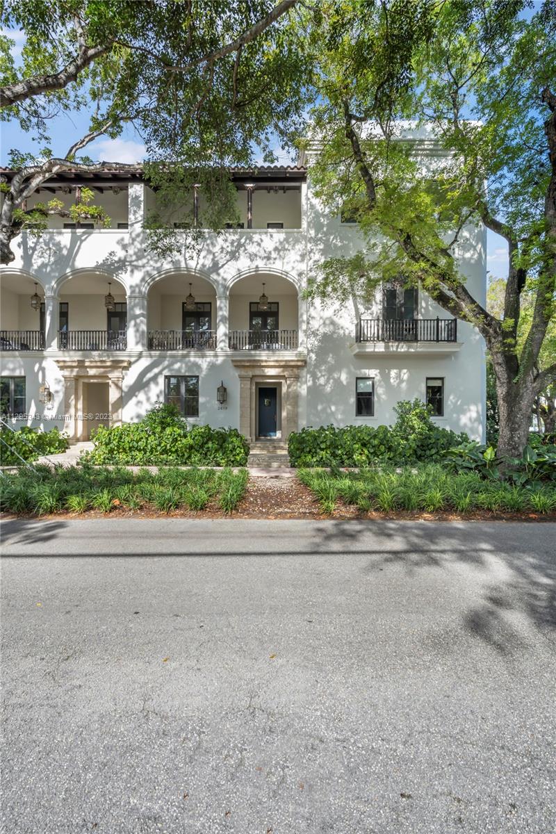 CORAL GABLES BILTMORE SEC - Residential