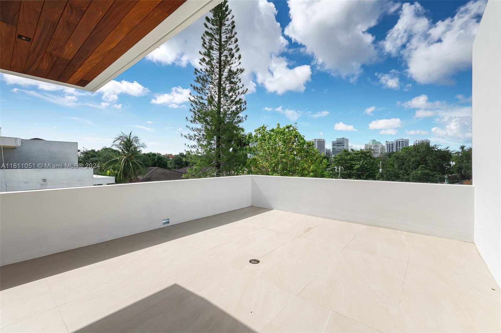 PALM TERRACE - Residential
