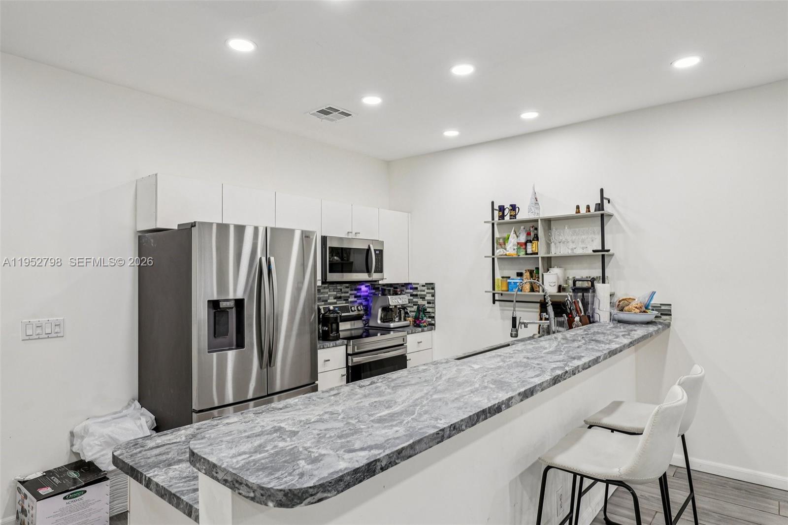 TUSCAN VIEW CONDOMINIUM - Residential