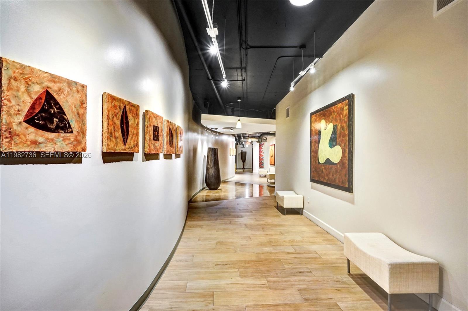 NEO LOFTS CONDO - Residential