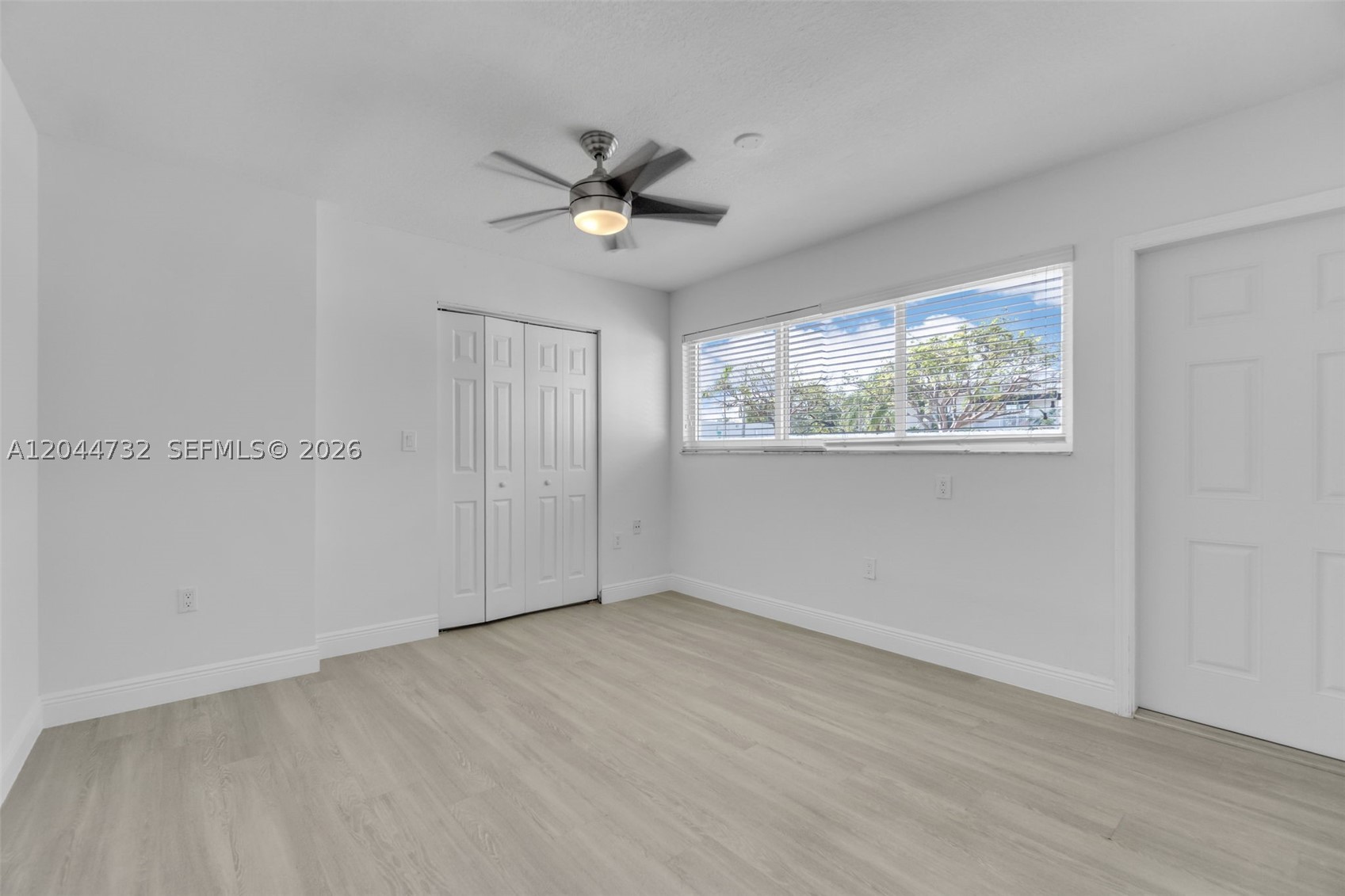 SUNSET GARDENS - Residential Lease