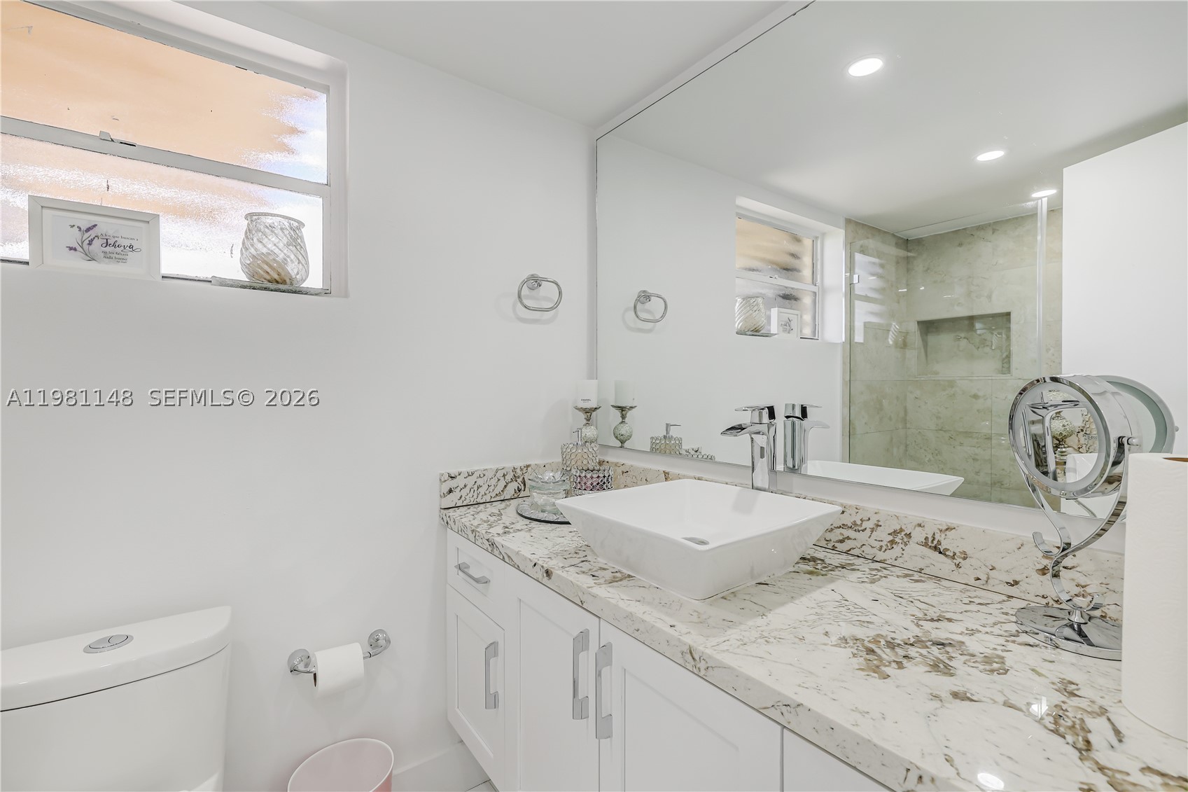 ABBOTT GARDENS CONDO - Residential