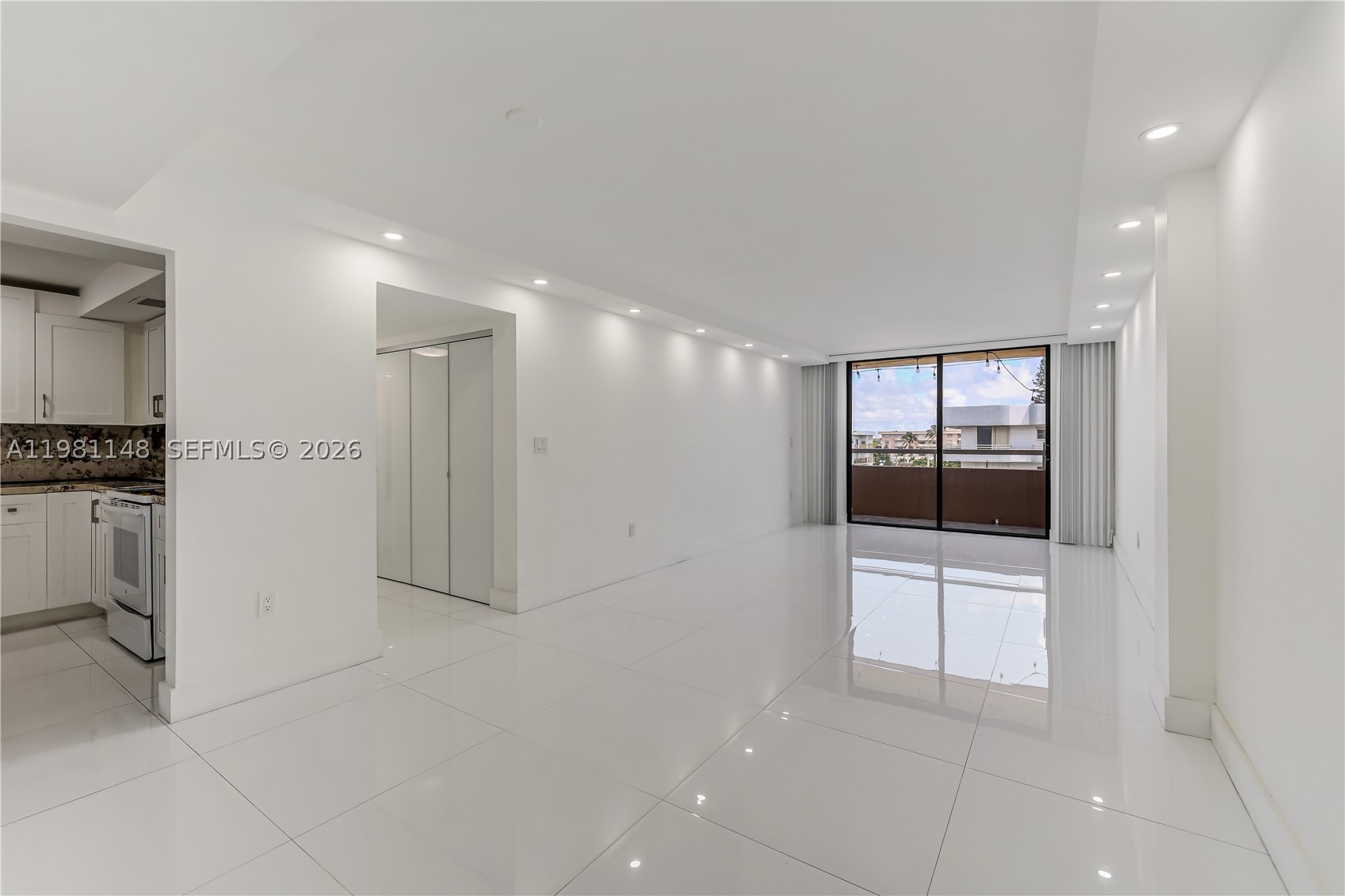 ABBOTT GARDENS CONDO - Residential
