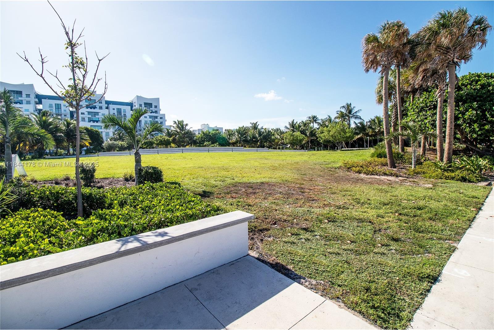 HAPPY APARTMENTS CONDO - Residential Lease