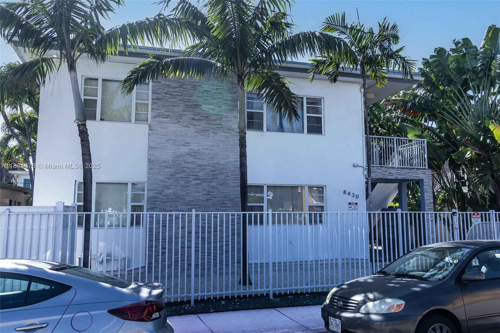 HAPPY APARTMENTS CONDO - Residential Lease