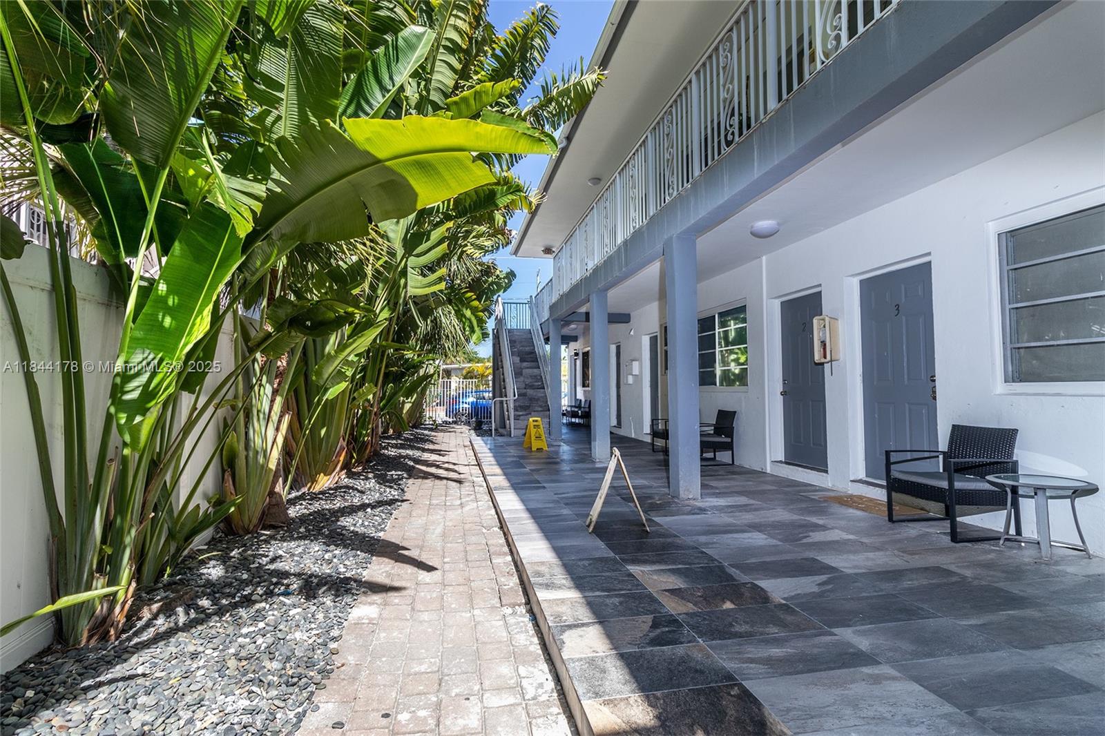 HAPPY APARTMENTS CONDO - Residential Lease